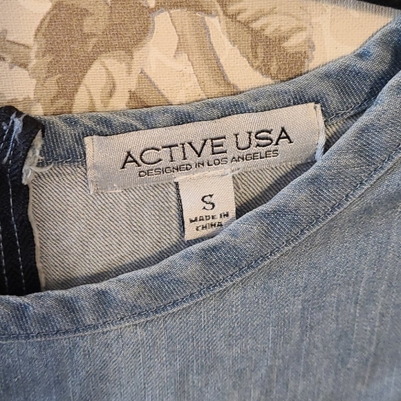 Dress - Picture 2 of 3